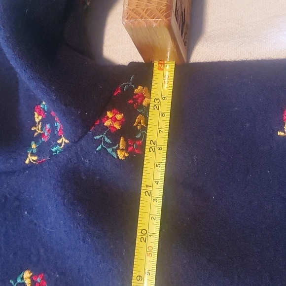 Geiger Austria Sz. 40 M L Embroidered Art 100% Boiled Navy Blue Wool Cardigan - Picture 10 of 12